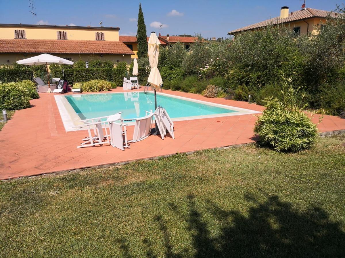 Borgo Piccaratico Villa Vinci Exterior photo